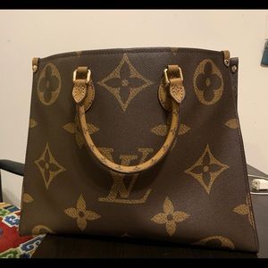 Louis Vuitton Hand bag